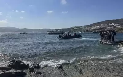 استمرار البحث عن ناجين وجثث في