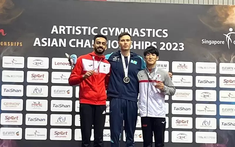 الطالب أبو السعود يتوج بالميدالية الفضية