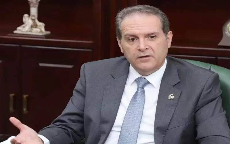 وزير الصحة: بناء المستشفيات مكلف ولم