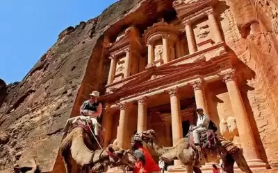 السياحة بصدد بدء ترخيص أدلاء سياحيين