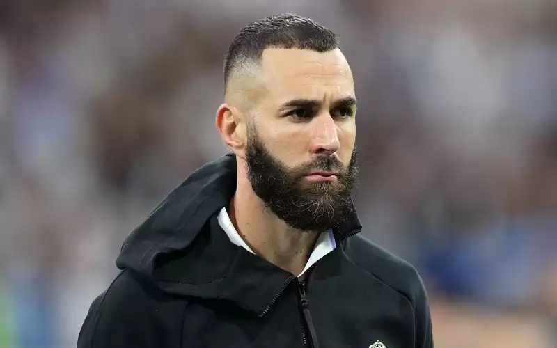 بسبب عقوبة مالية.. صفقة بنزيما مع