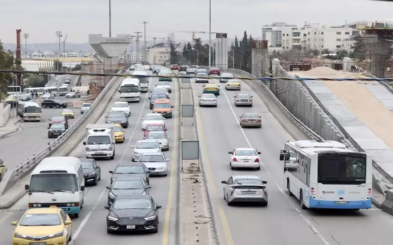 تفعيل خطة عمل وسائل النقل العام