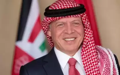 الملك يغادر أرض الوطن