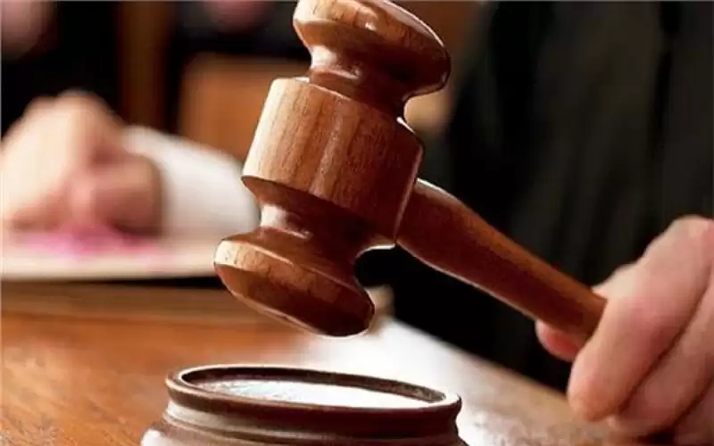 ادعى أنه أخصائي تجميل .. السجن