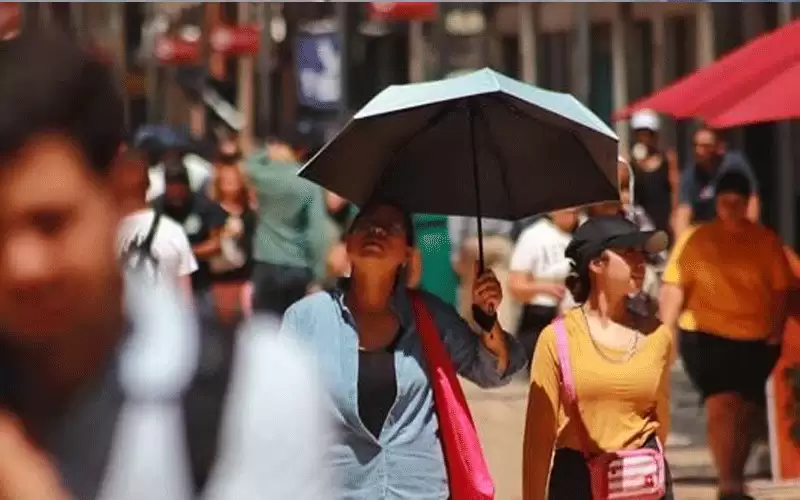 وفاة أكثر من 100 شخص في