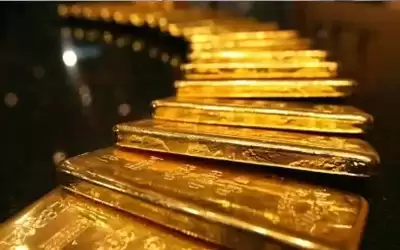 الذهب قرب أدنى مستوياته عالميا منذ