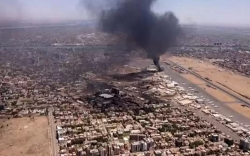 السودان: تمديد إغلاق المجال الجوي باستثناء