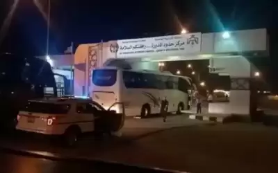وصول 31 حافلة على متنها 1000