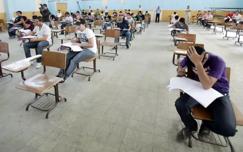 أولى جلسات إمتحان التوجيهي تبدأ الثلاثاء