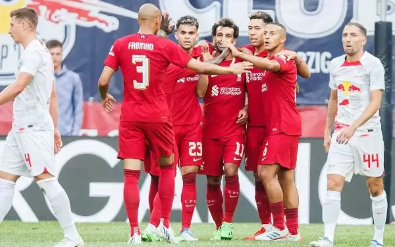 نجم ليفربول يرفض عرضا من فريق