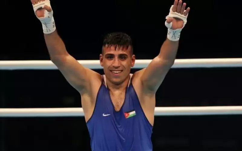 اختيار عشيش لحمل العلم الأردني بافتتاح