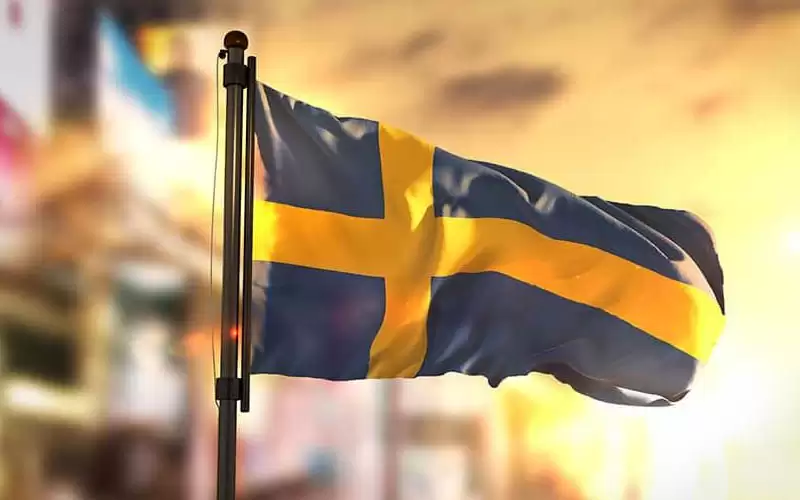 الشرطة السويدية تتلقى 3 طلبات لحرق