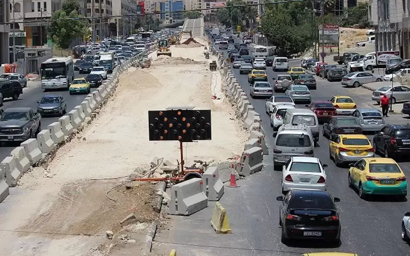 عبيدات: وزير الأشغال وعد بالانتهاء من