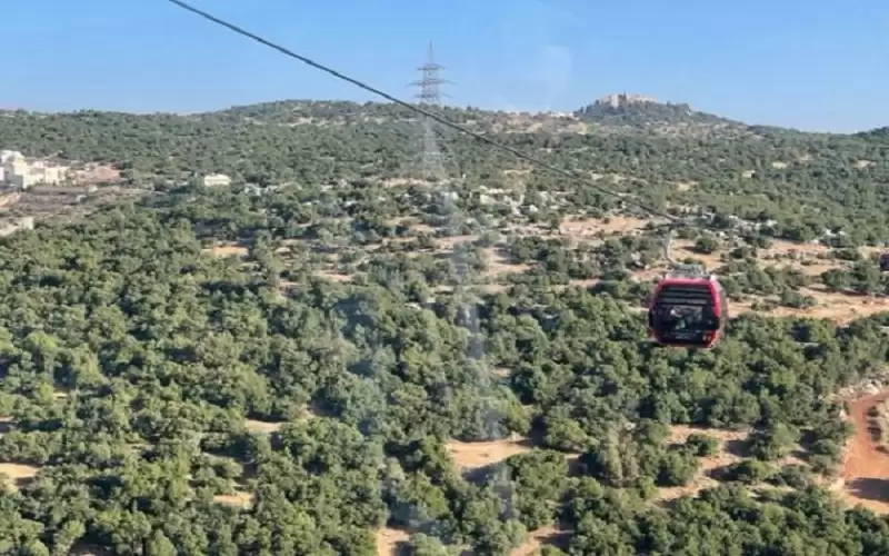 32 ألف زائر لتلفريك عجلون منذ