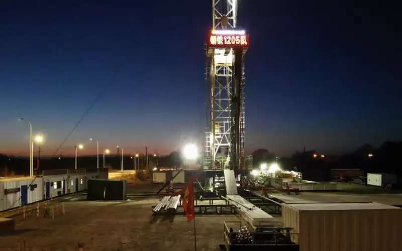 ارتفاع أسعار النفط بعد بيانات أمريكية