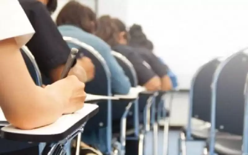 طلبة التوجيهي يواصلون تقديم الامتحانات السبت