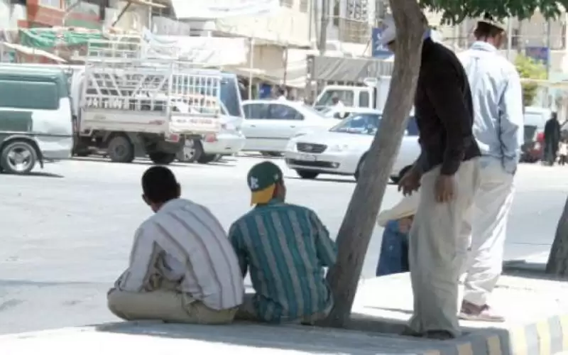 حملات لضبط العمالة المخالفة .. وغرامات