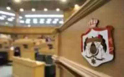 لجنة نيابية تناقش مشاكل المعلمات في