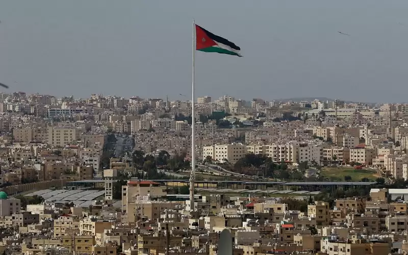 الأردن يطالب بسن قوانين تجرم الإساءة