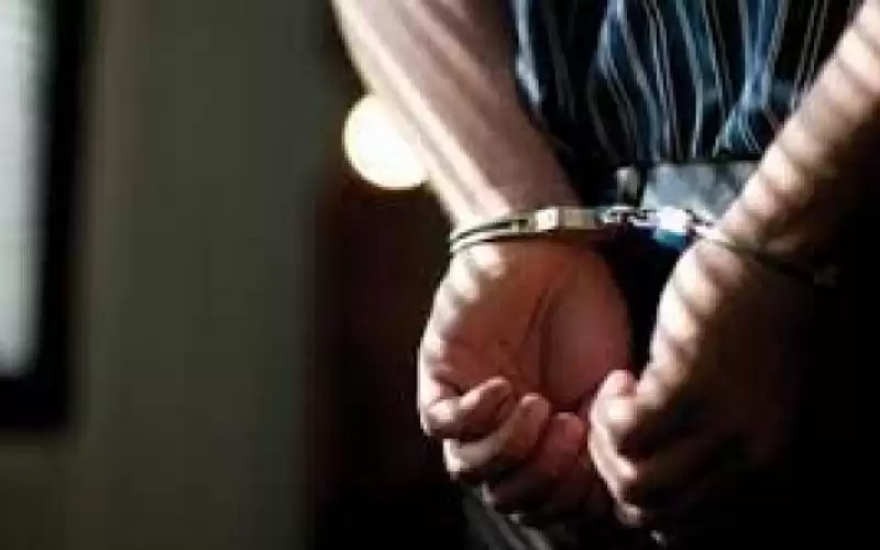 إلقاء القبض على أب قتل ابنته