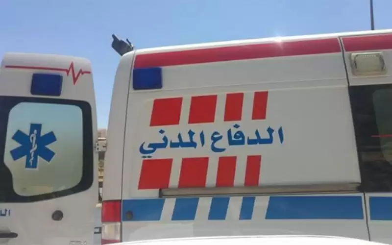 وفاة واصابة بتدهور مركبة على طريق
