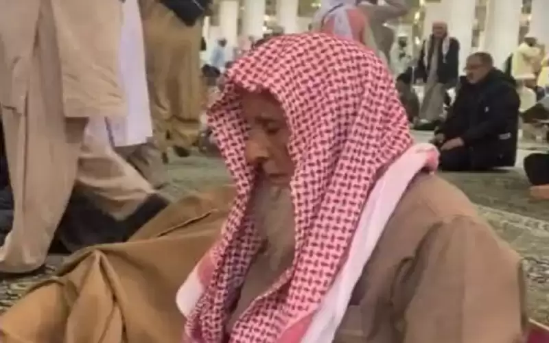 وفاة صاحب أشهر موقف إنساني في