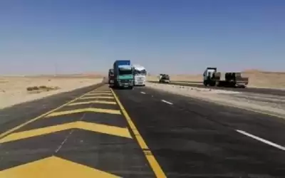 اصابة بتصادم شاحنة وصهريج بترول على
