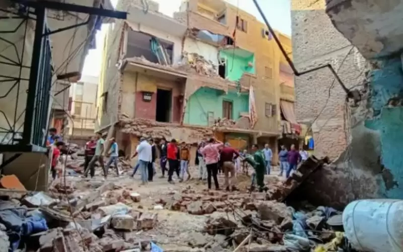 وفاة 9 أشخاص وإصابة 5 آخرون