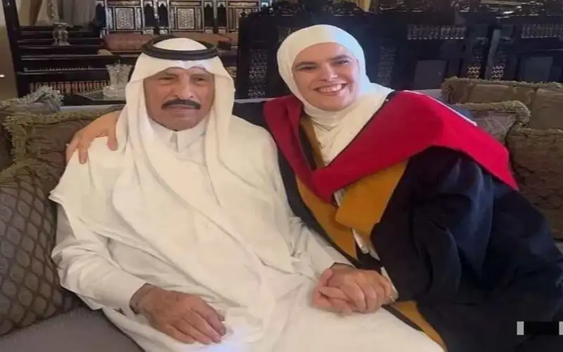 غادة عناد الفايز.. مبارك الدكتوراه