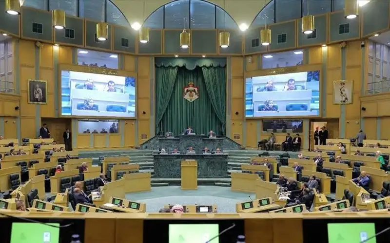 لجان نيابية تناقش مشاريع قوانين وقضايا
