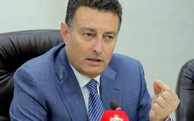 الصفدي: نحن مع فرض الغرامات الواردة