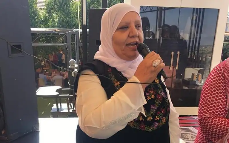 الشيخة منيفة هارون الجازي .. من