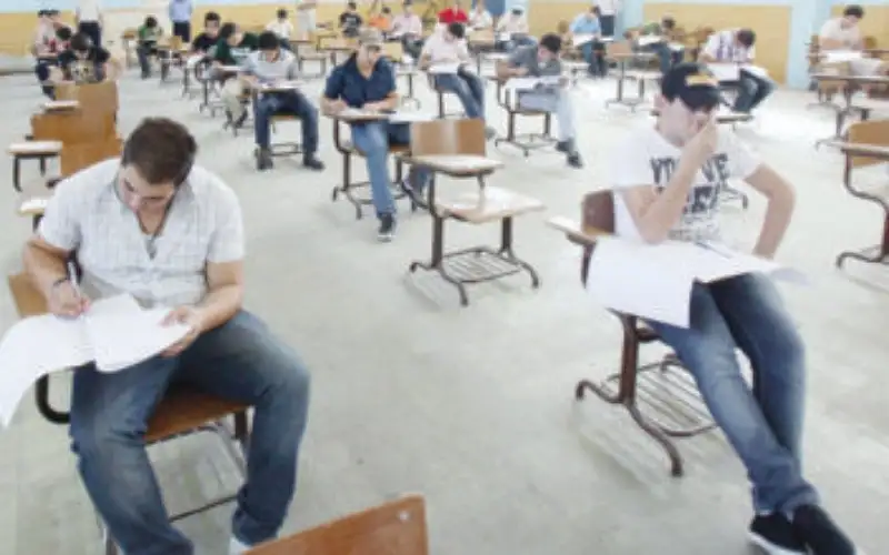 اختتام امتحانات التوجيهي اليوم