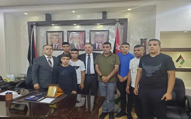 وفد أبناء شهداء جنين في البقعة