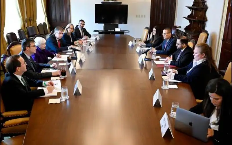 وزيرة الخزانة الأمريكية تؤكد استمرار دعم