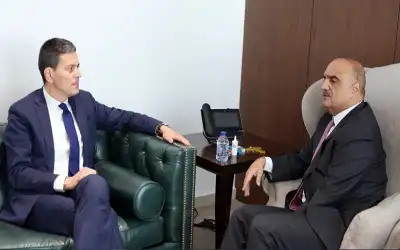 الخصاونة: عبء استضافة اللاجئين بات يضغط