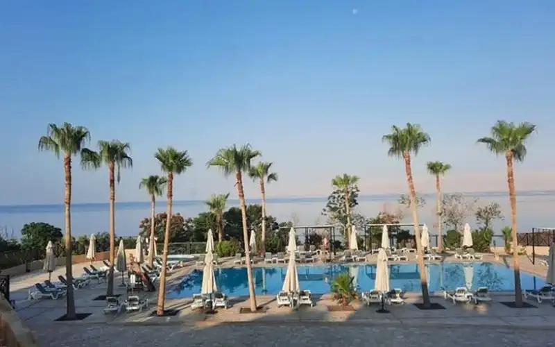 %61 إشغال الفنادق خلال عطلة نهاية