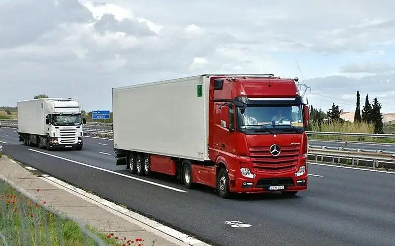 %37 زيادة نقل البضائع برا بالأردن