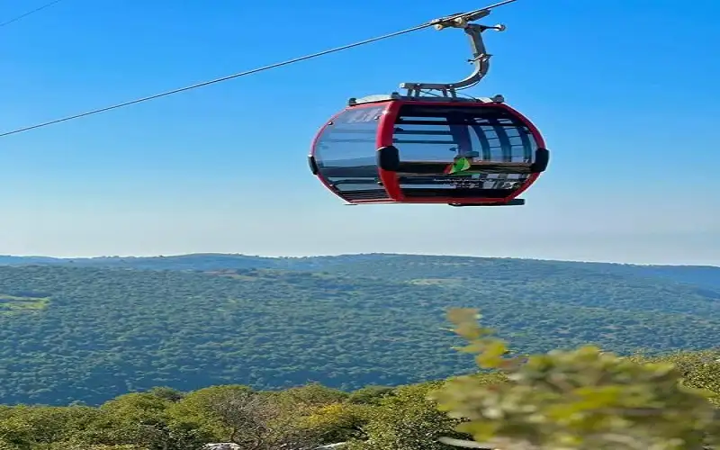 60 ألف زائر لتلفريك عجلون في