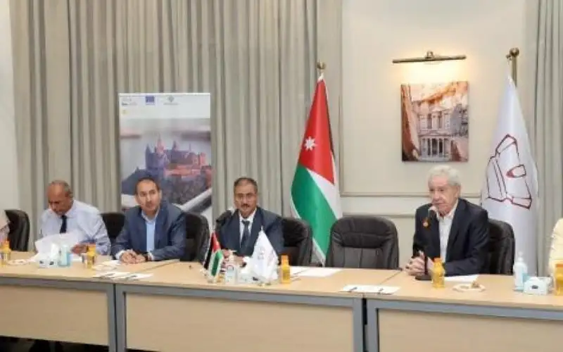 الخوالدة: التعاون بين القطاعين الأكاديمي والصناعي