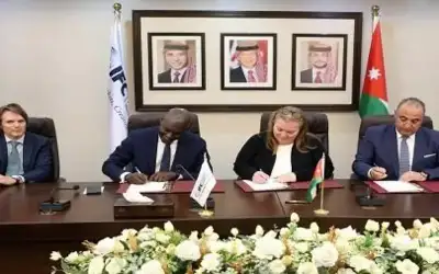 توقيع اتفاقية مشروع المباني الخضراء في