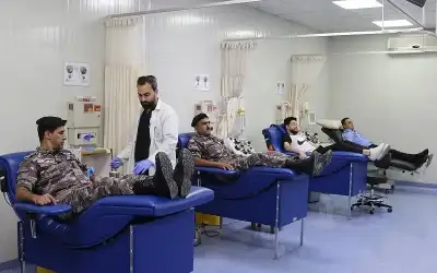 نشامى الأمن يهبون للتبرع بالدم لطفلة
