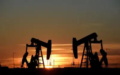 أسعار النفط ترتفع عالميا وتتجه لتحقيق