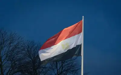 مصر.. عشرات المصابين في انقلاب حافلة