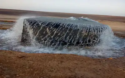 الحكومة: زيادة (السكان والمغتربين) ضغطت على