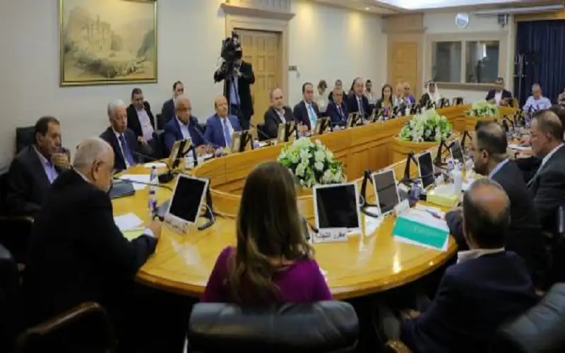 مالية الأعيان تقر مشروعات الشراكة بين