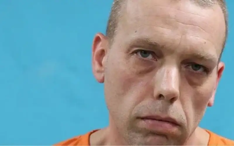 السجن 16 عاما لأمريكي أحرق مسجدا