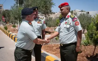 الملك يزور قيادة الشرطة العسكرية