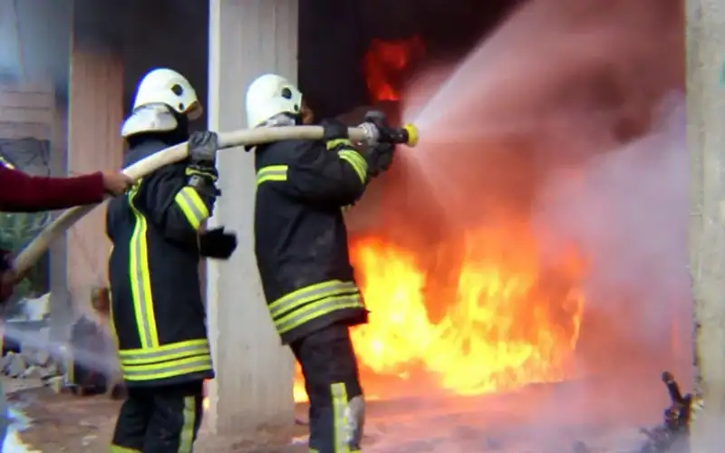 5 إصابات بحريق شقة بعمان