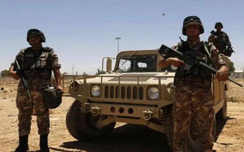 القبض على 3 حاولوا الدخول للأردن